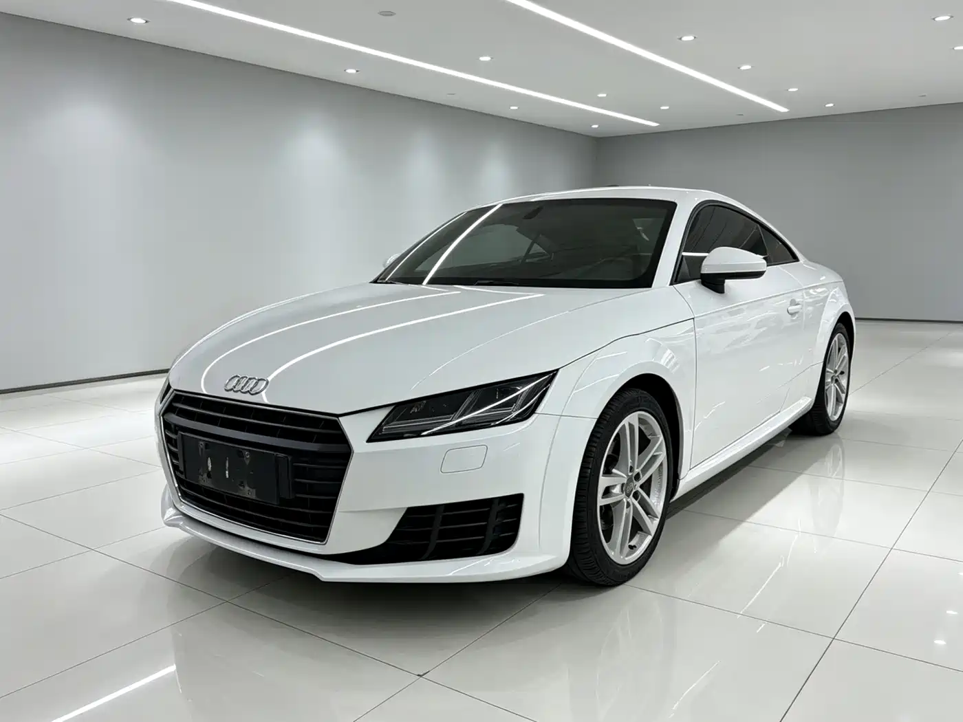 Audi TT 2015 TT Coupe 45 TFSI фото 3