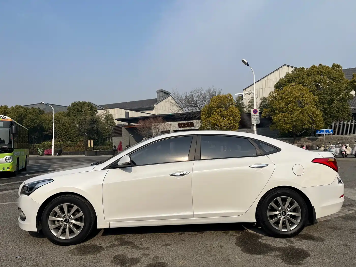 Hyundai Mistra 2014 1.8L Auto Premium DLX фото 4
