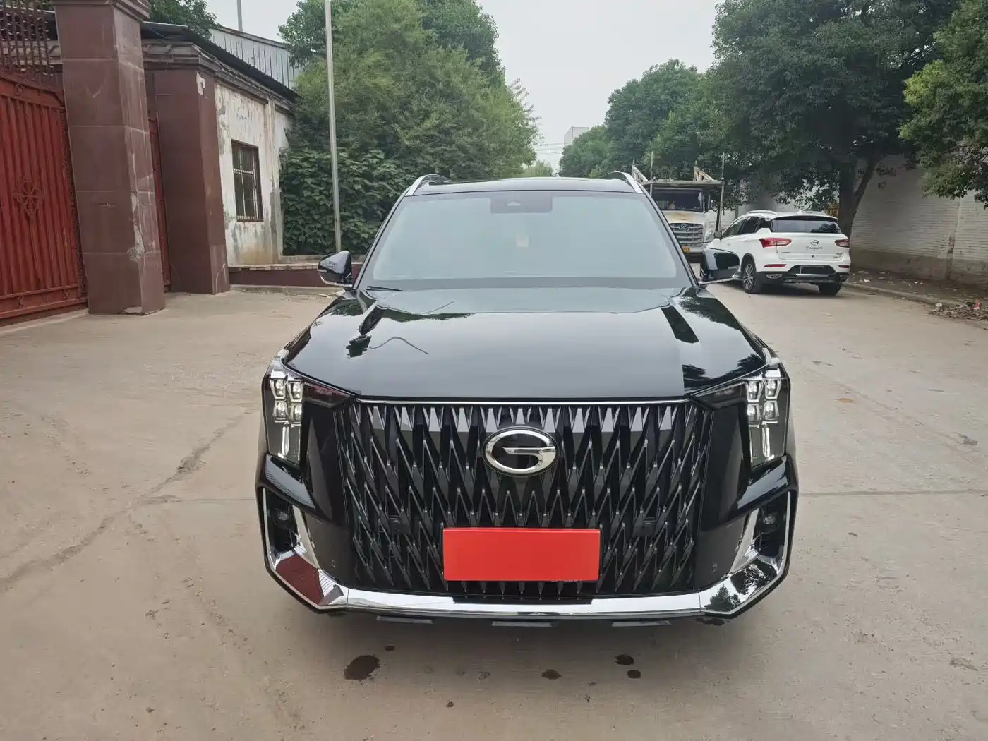 GAC Trumpchi Trumpchi GS8 2022 Pilot Series 2.0TGDI AWD Ultimate Edition (7-Seater) фото 2