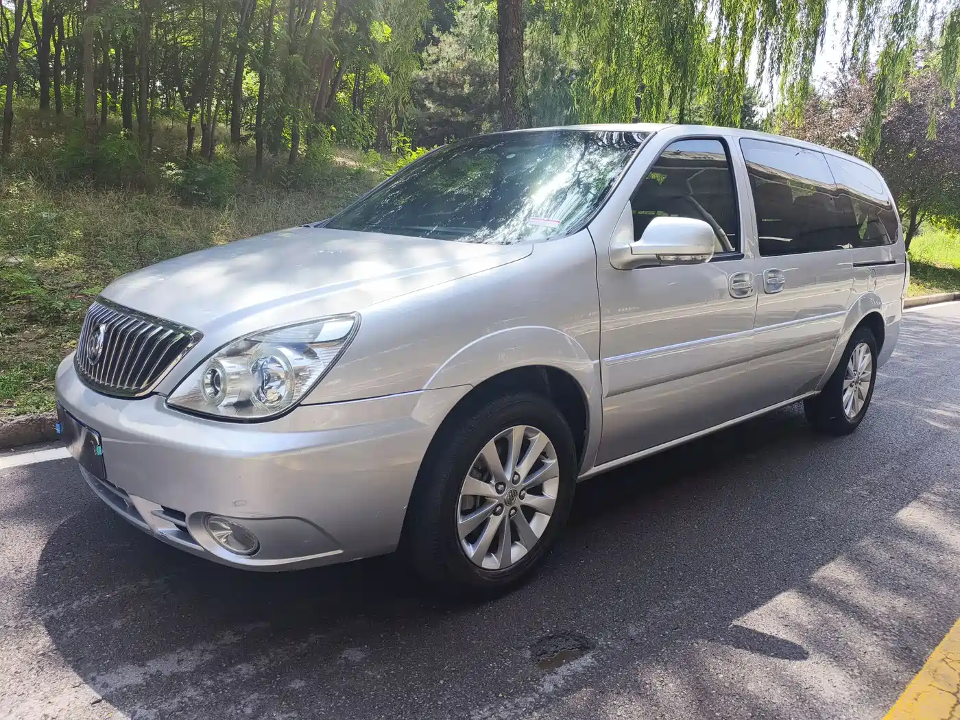 Buick GL8 2012 2.4L BASE Comfort