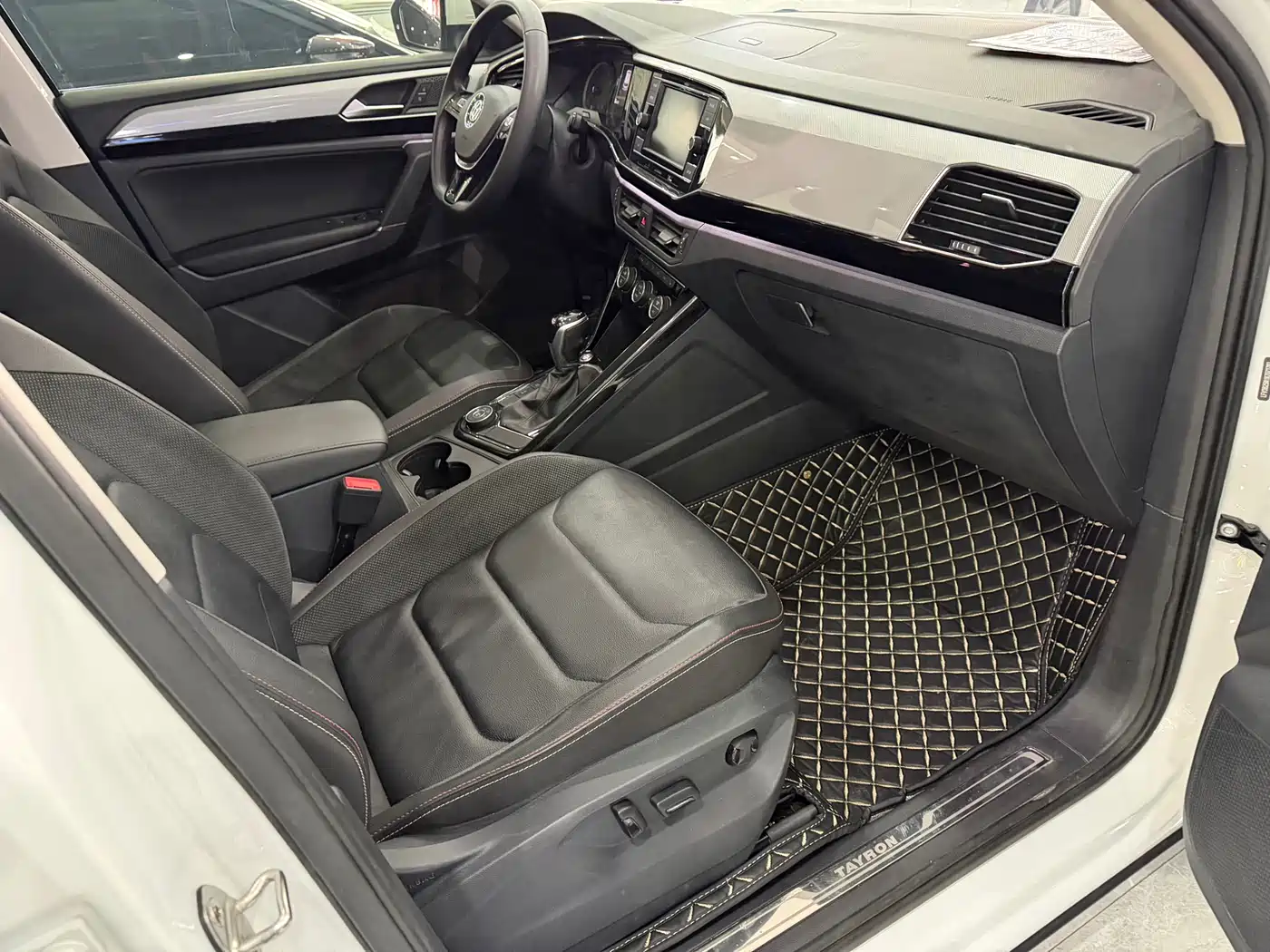 Volkswagen Tayron 2019 330TSI 4WD Luxury China VI фото 16
