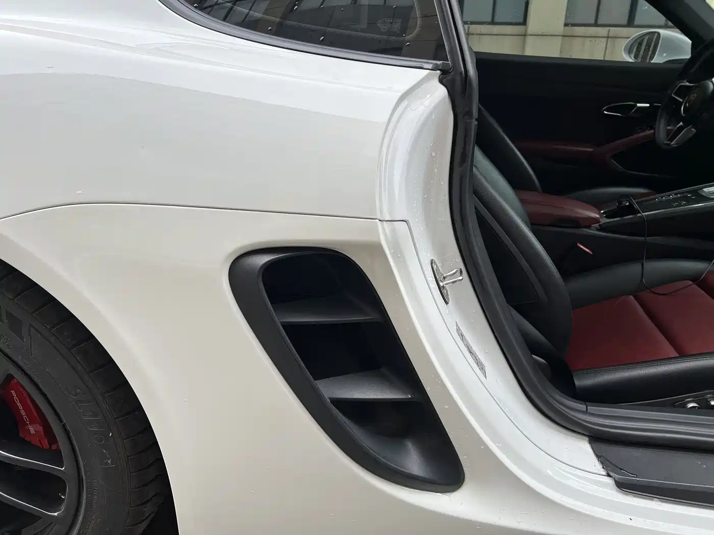 Porsche 718 2016 Cayman 2.0T фото 19