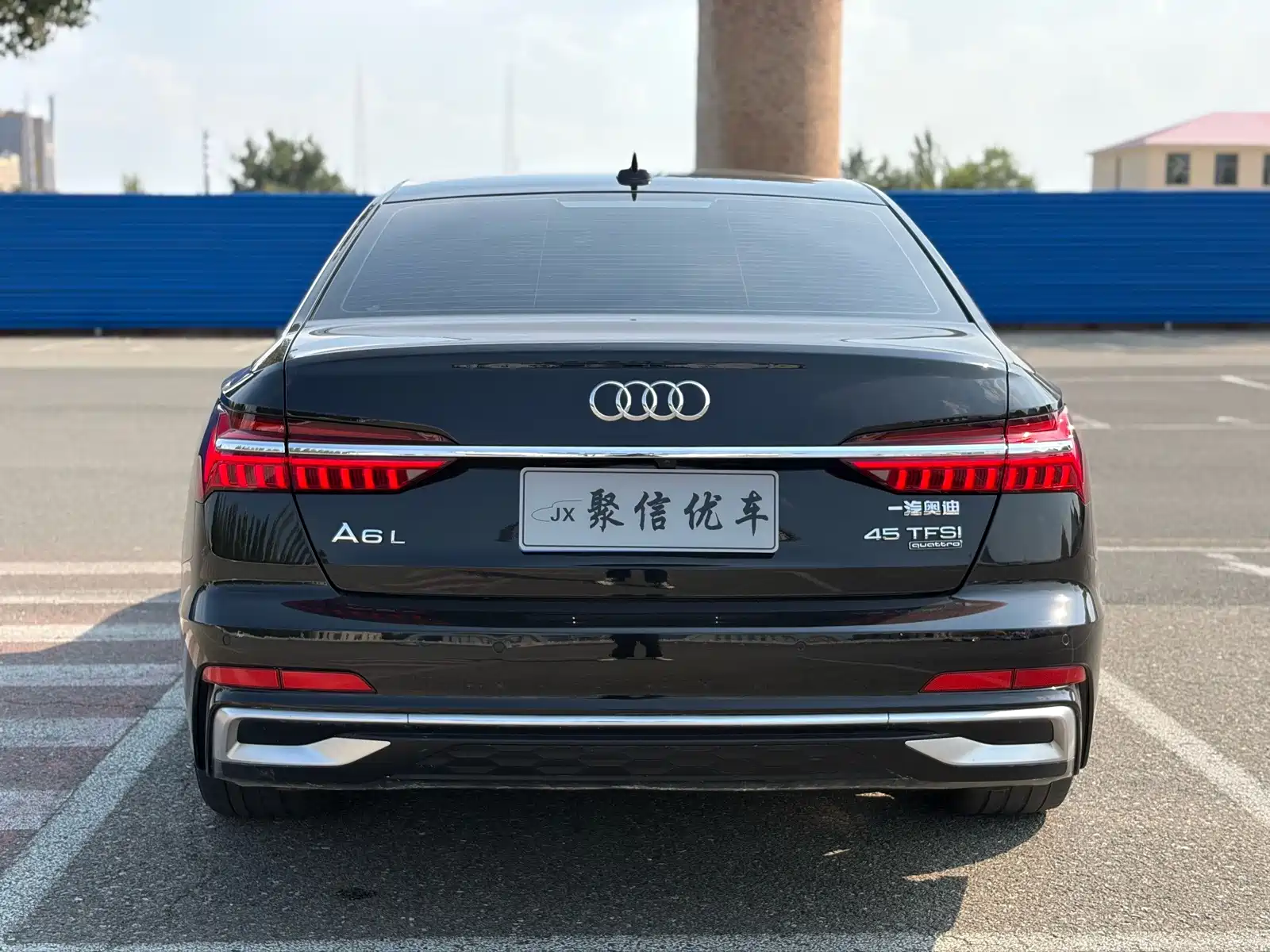 Фото 20 - Audi A6L