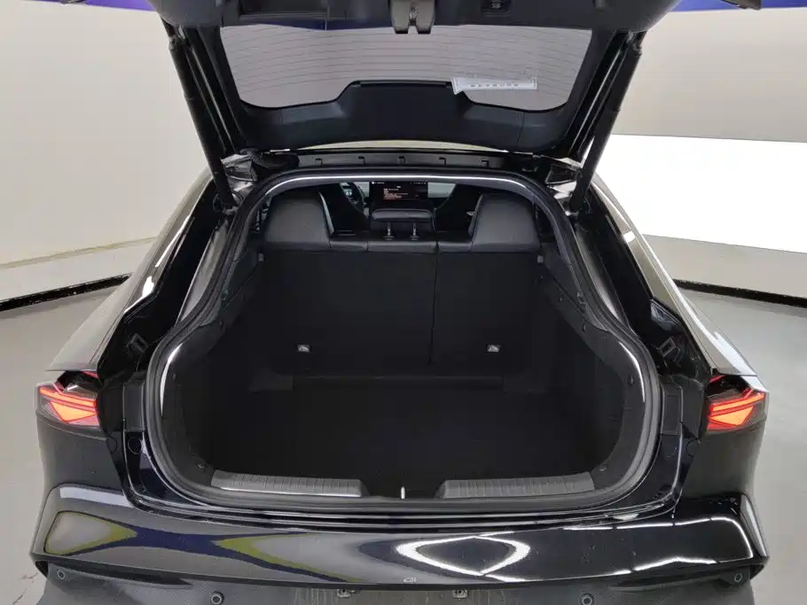 Changan UNI-V 2025 2025 2.0T Sport Version