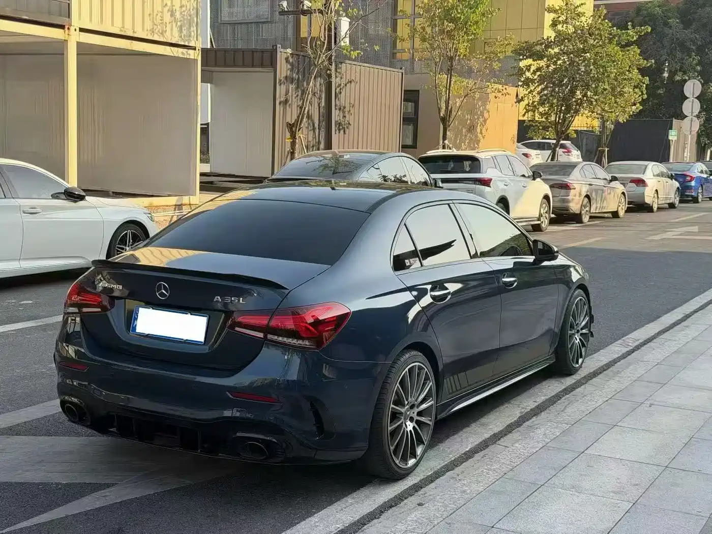 Mercedes-Benz A-Class AMG 2019 AMG A 35 L 4MATIC фото 4