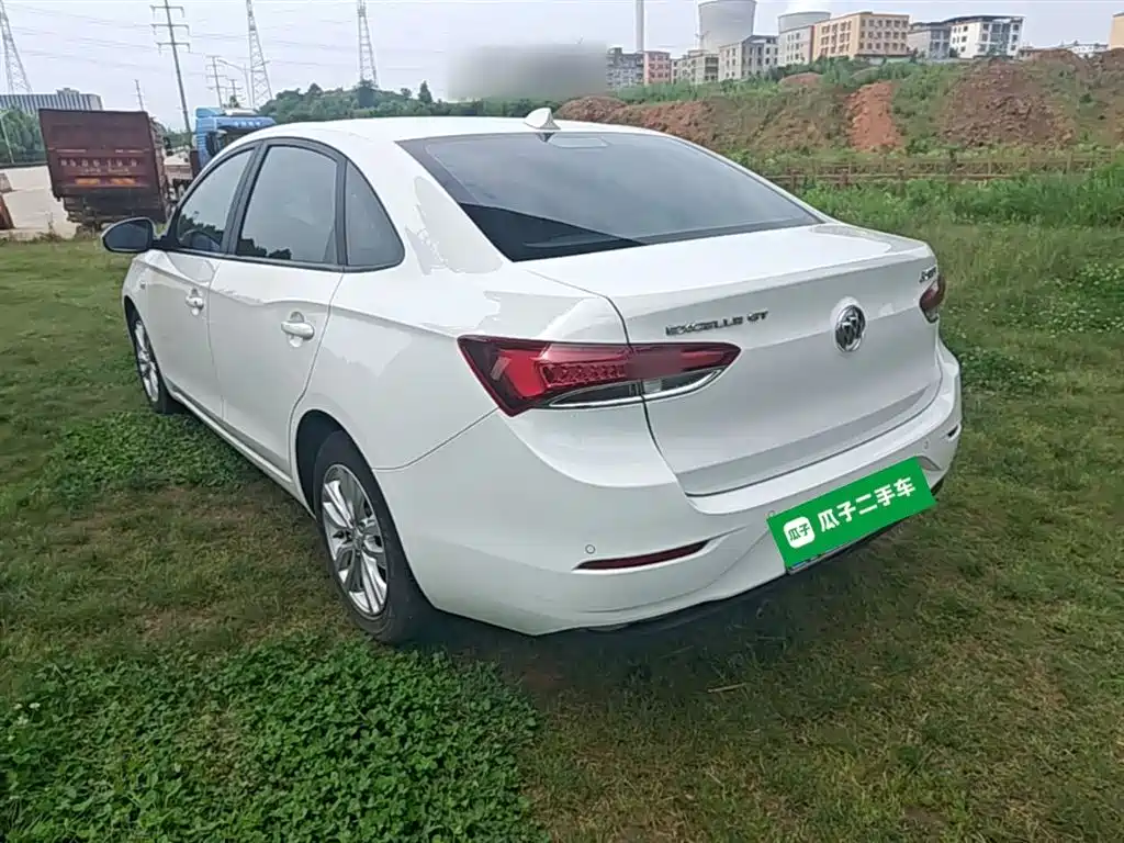 Buick Excelle 2021 Exemplar 1.5L Auto Elite фото 5