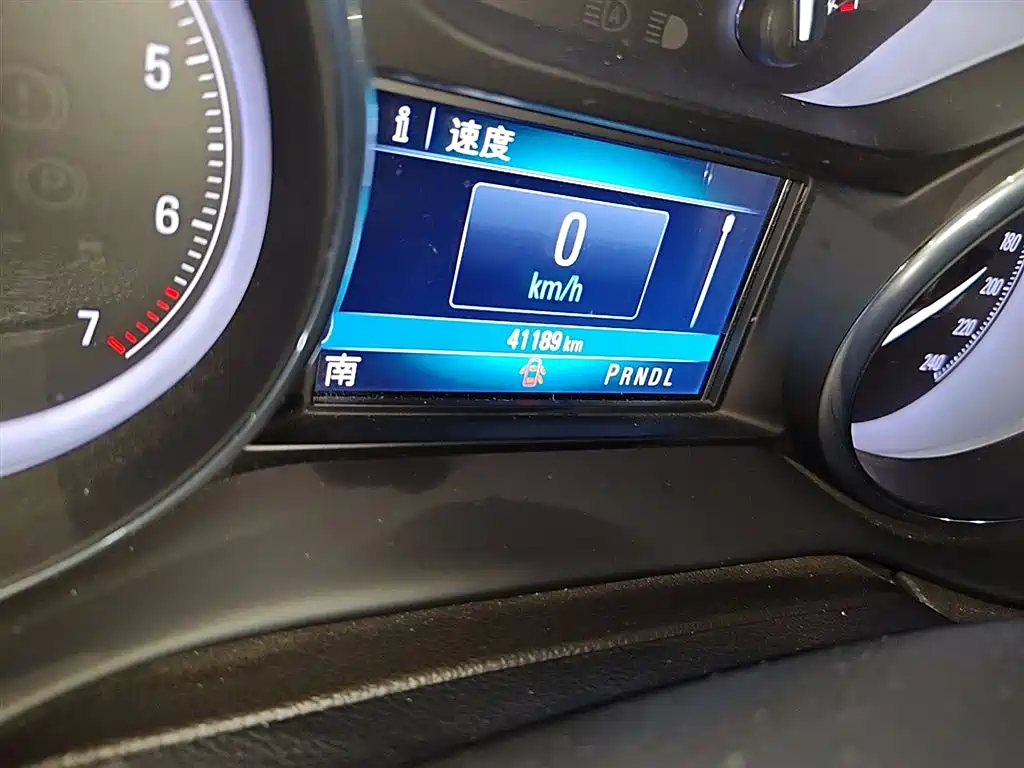 Buick Envision Plus 2019 28T 4WD Elite Type China V фото 5