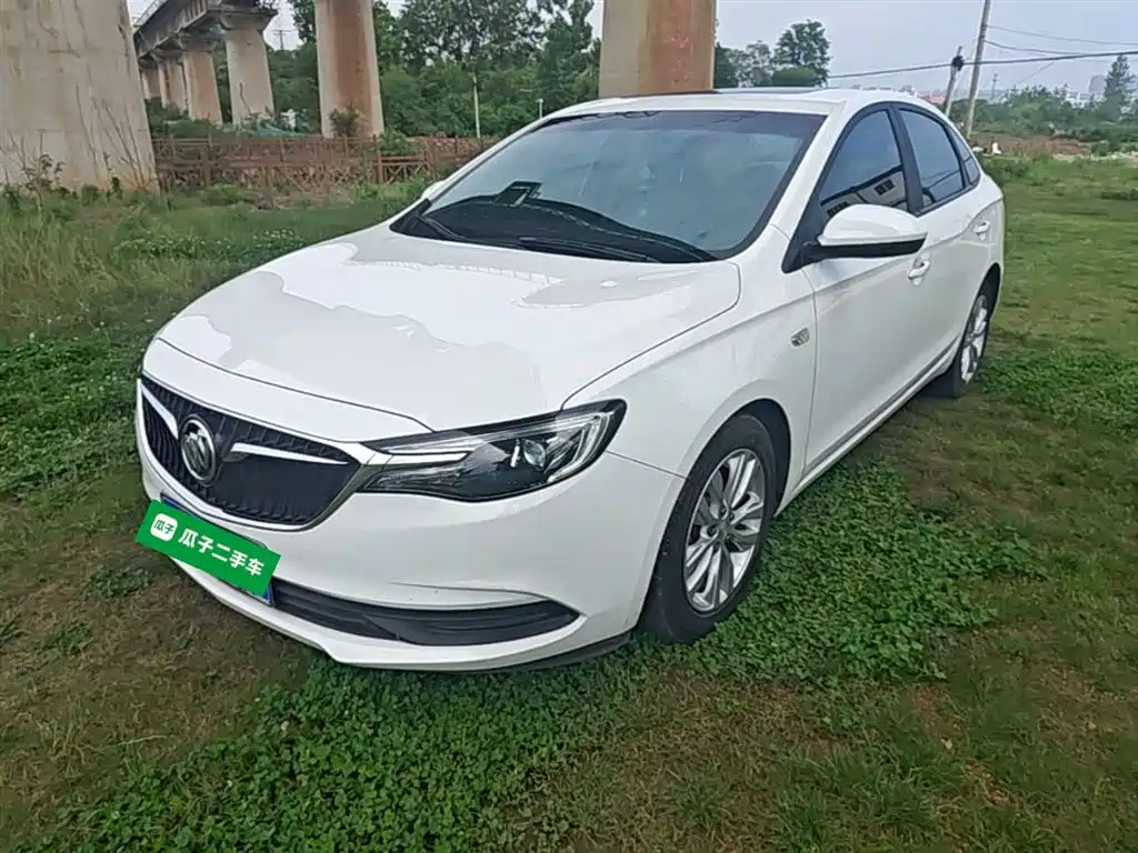 Buick Excelle 2021 Exemplar 1.5L Auto Elite фото 2