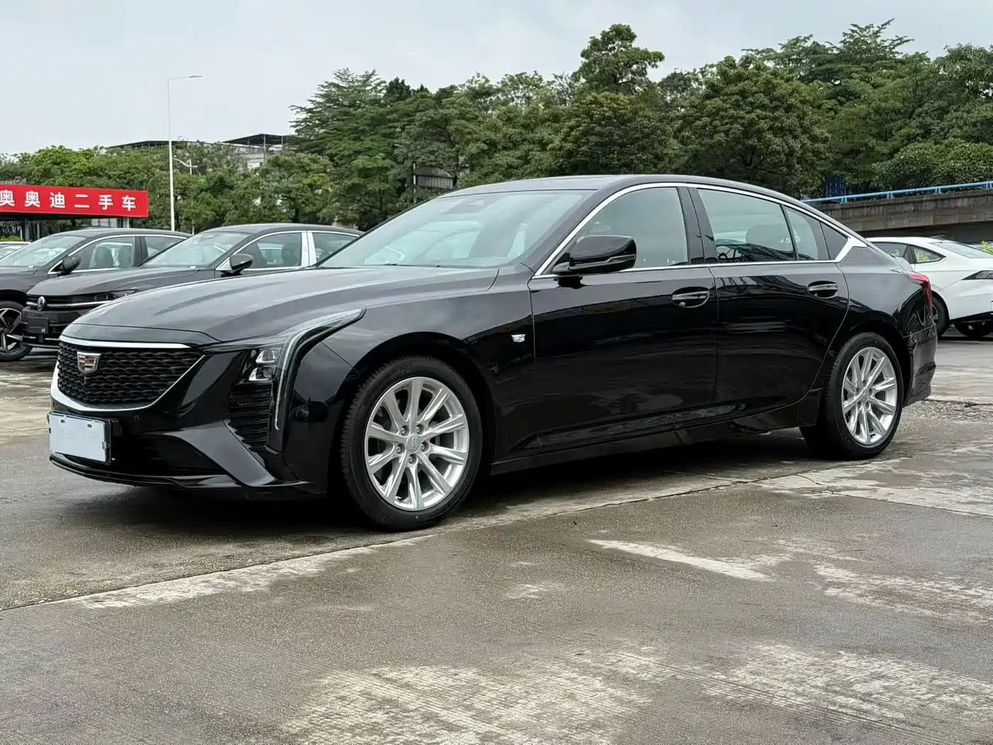 Cadillac CT5 2024 28T Luxury Model