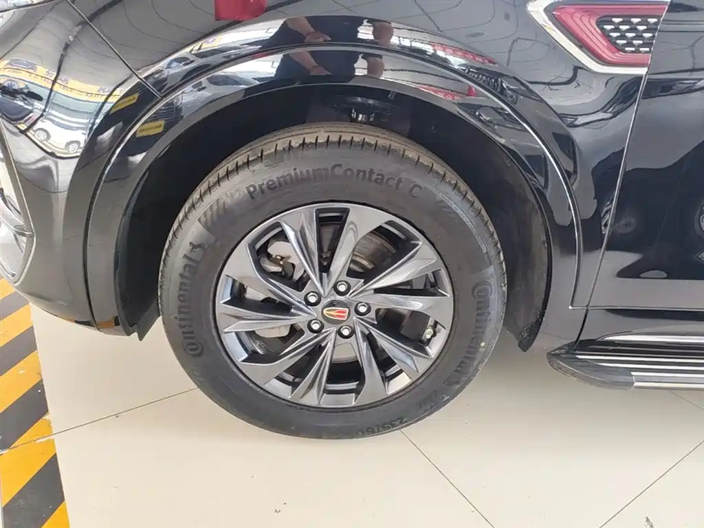Hongqi HS5 2023 2.0T Flag Enjoy Pro Edition фото 23