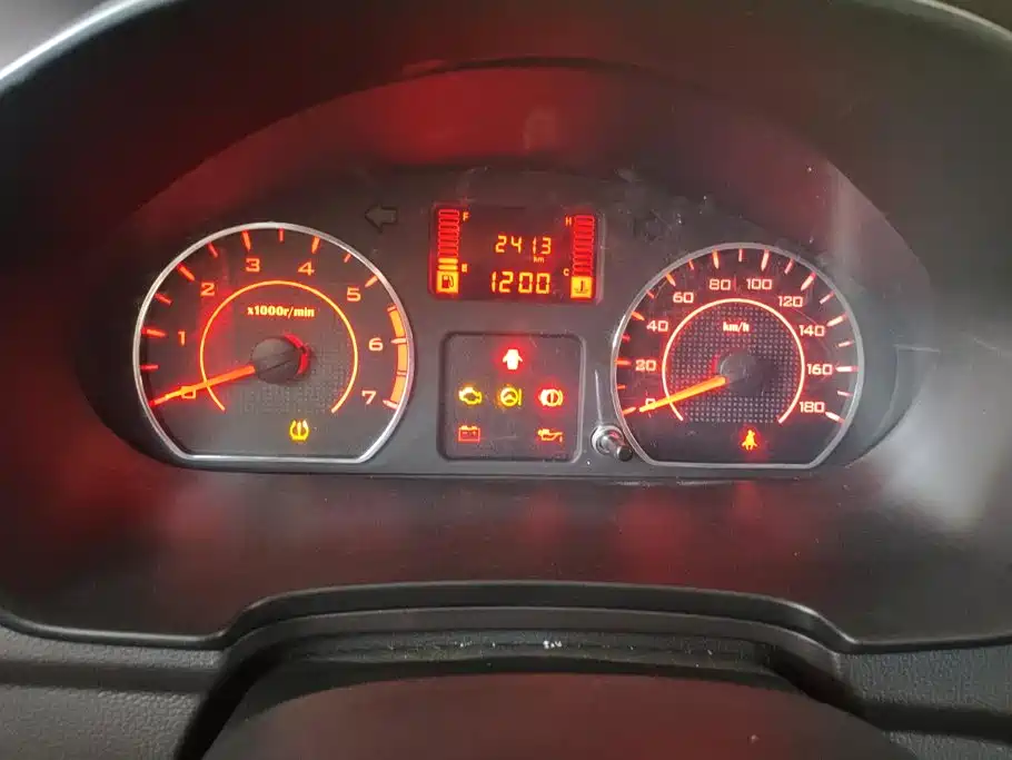 Wuling Motors Wuling Hongguang V 2023 2022 1.5L Power Take Edition Electric Power Steering LAR