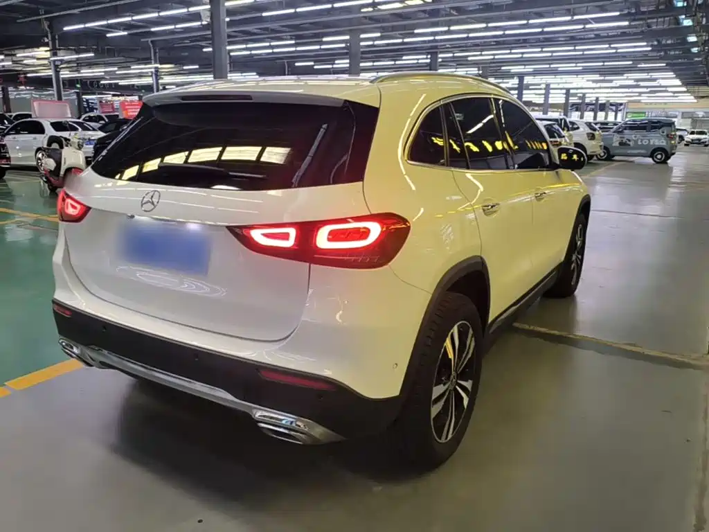 Mercedes-Benz GLA 2023 2023 GLA 220