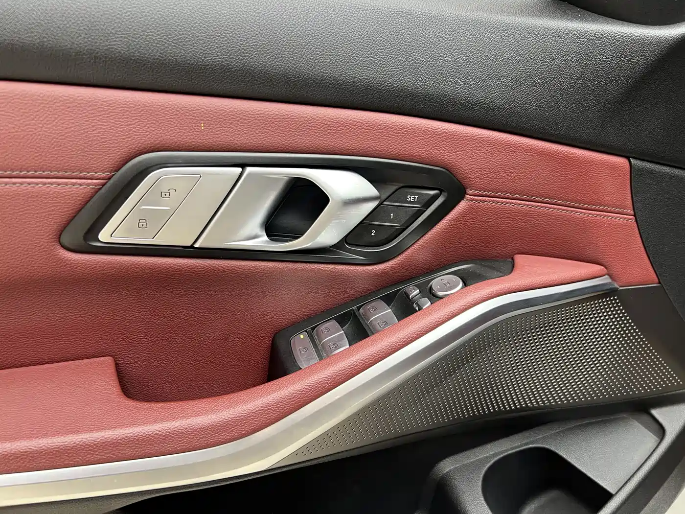 BMW 3 Series 2022 320Li M Sport Package фото 10