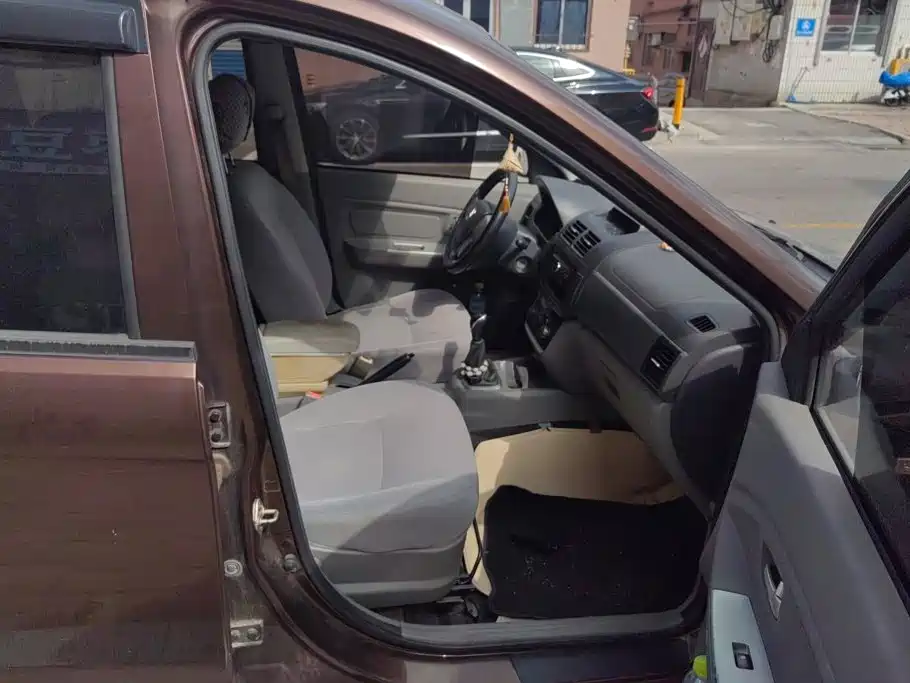 BAIC Weiwang M20 2015 2015 1.2L Economy A122