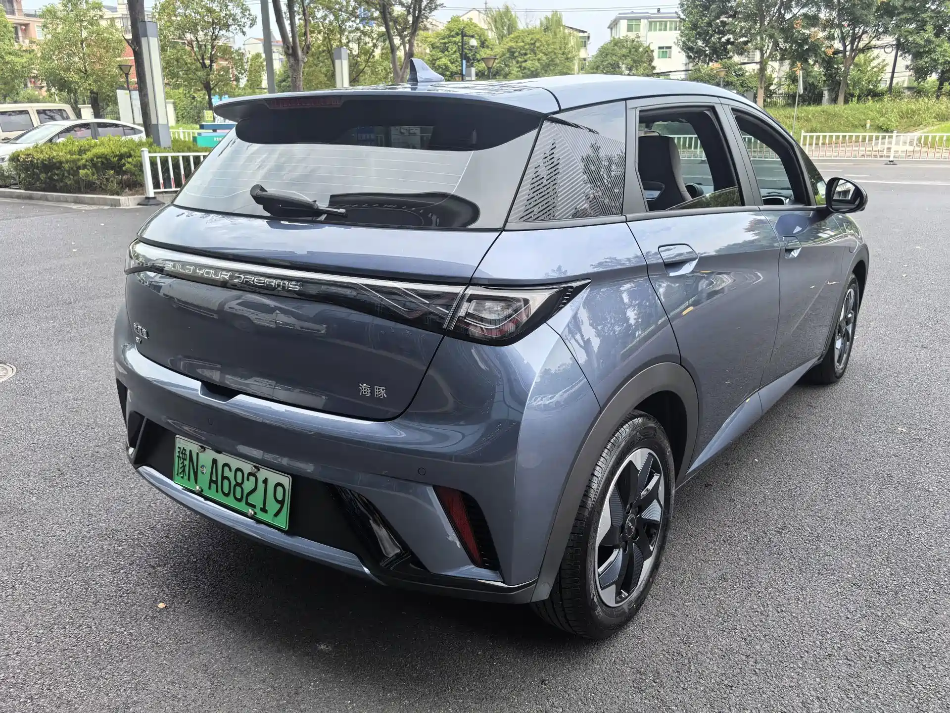 Фото 13 - BYD Dolphin