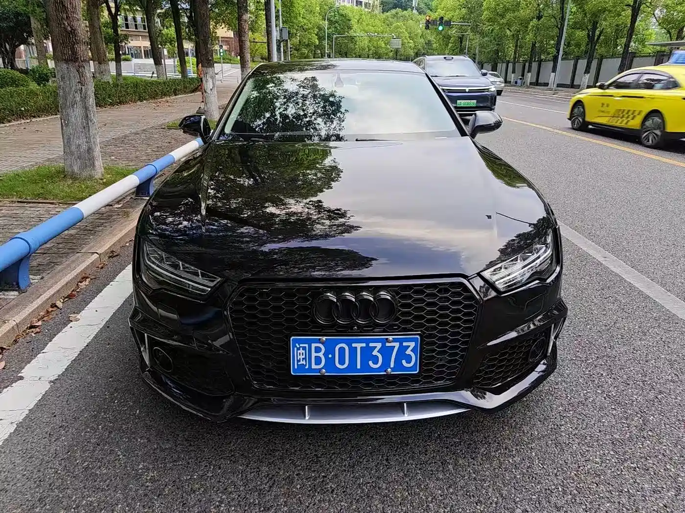 Фото 2 - Audi A7