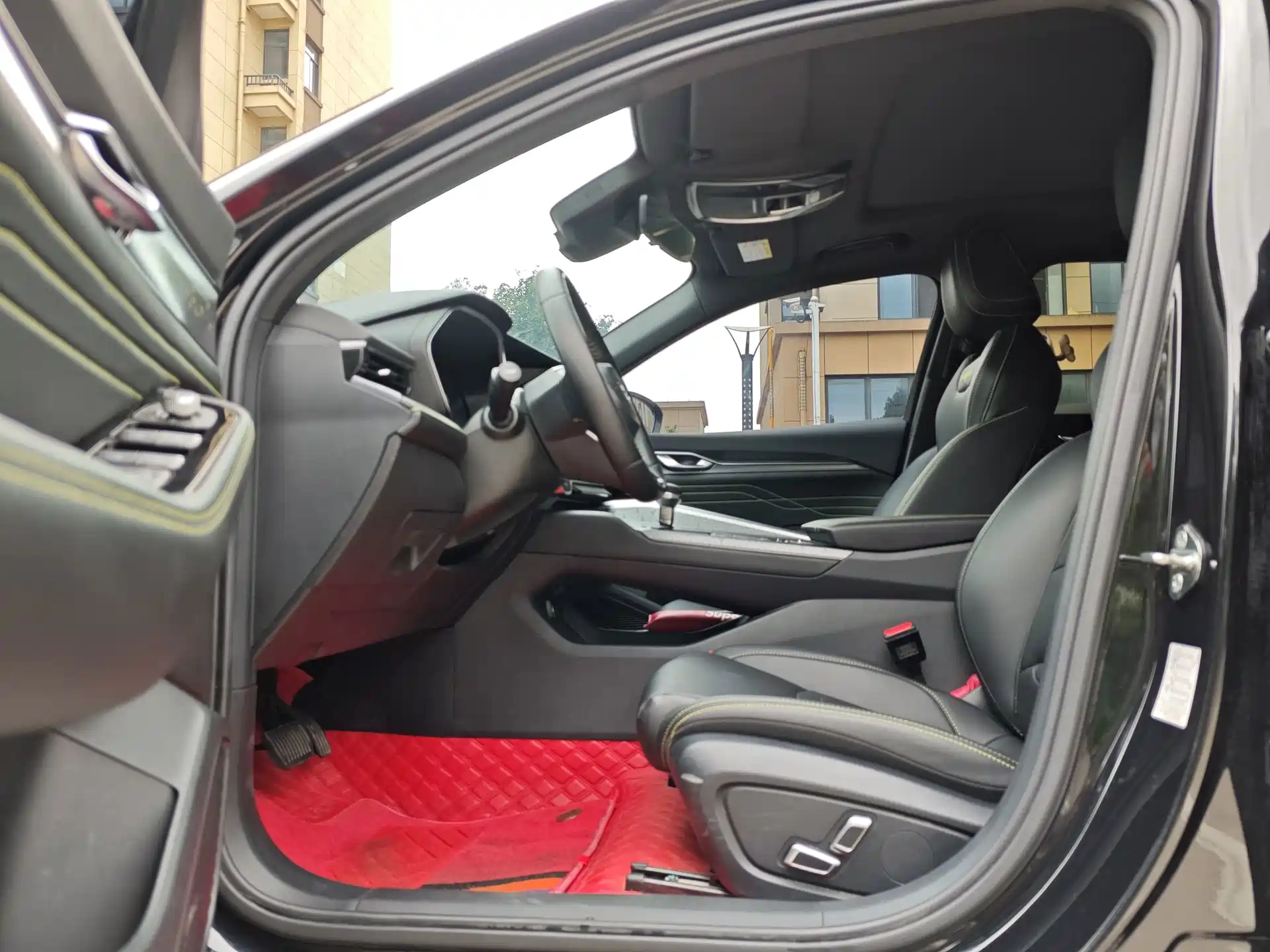 Фото 7 - Geely Preface