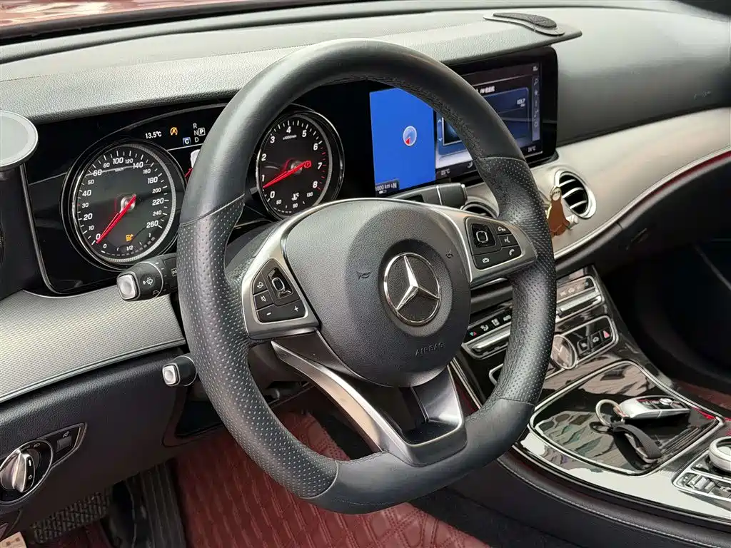Mercedes-Benz E-Class 2017 E 200 Sport 4MATIC фото 12