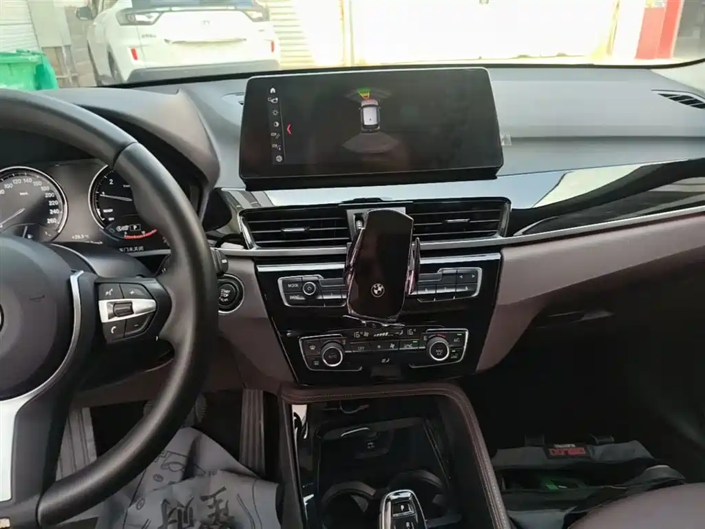 BMW X1 2021 sDrive20Li Exclusive фото 13