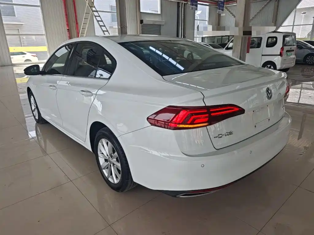 Volkswagen Bora 2020 1.5L Automatic Elite фото 5