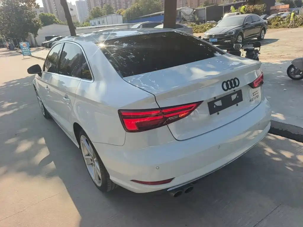 Фото 5 - Audi A3