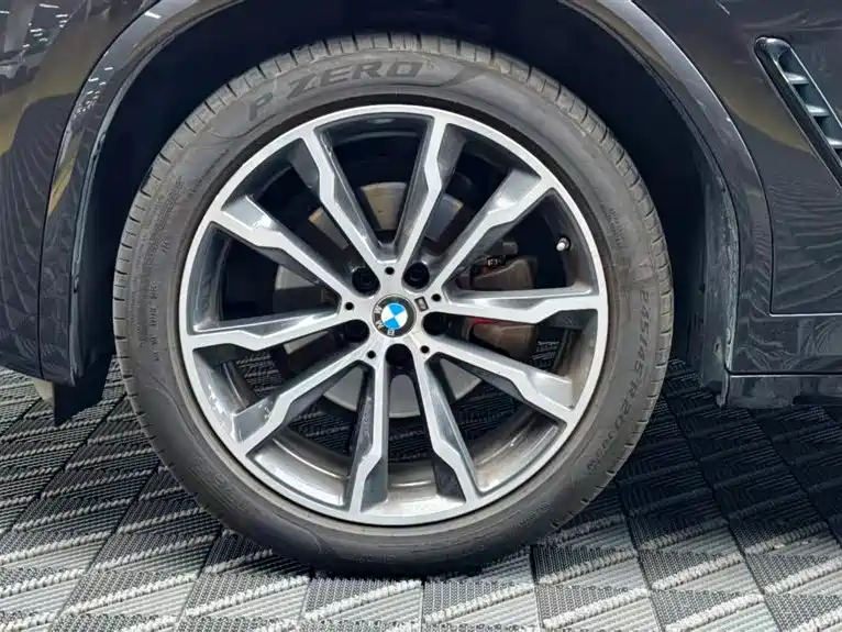 BMW X3 2022 Facelift xDrive30i Leading M Shadow Edition фото 8