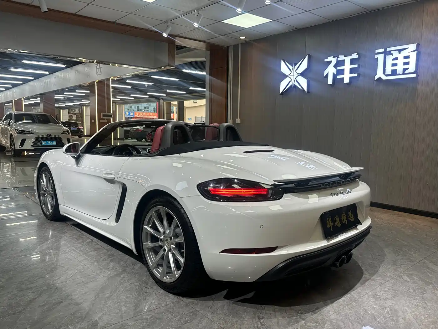 Porsche 718 2018 Boxster 2.0T фото 20