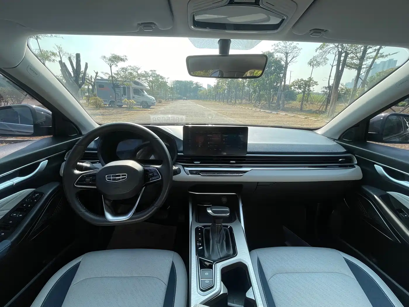 GEELY AUTOMOBILE EMGRAND