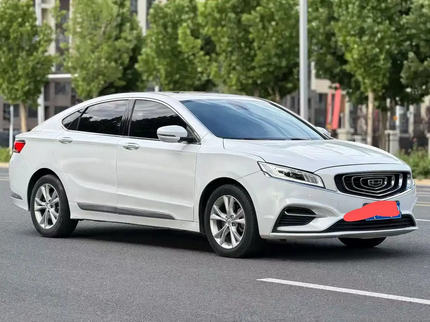 Photo 3 - Geely Borui
