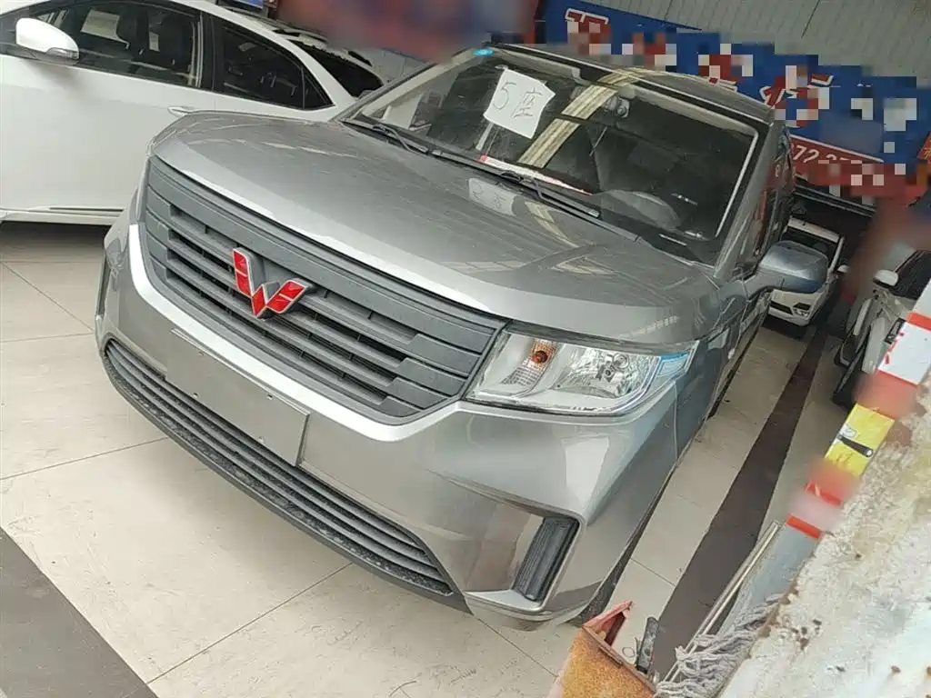 Wuling Motors Wuling Hongguang PLUS 2019 1.5T Manual Standard 5-Seater