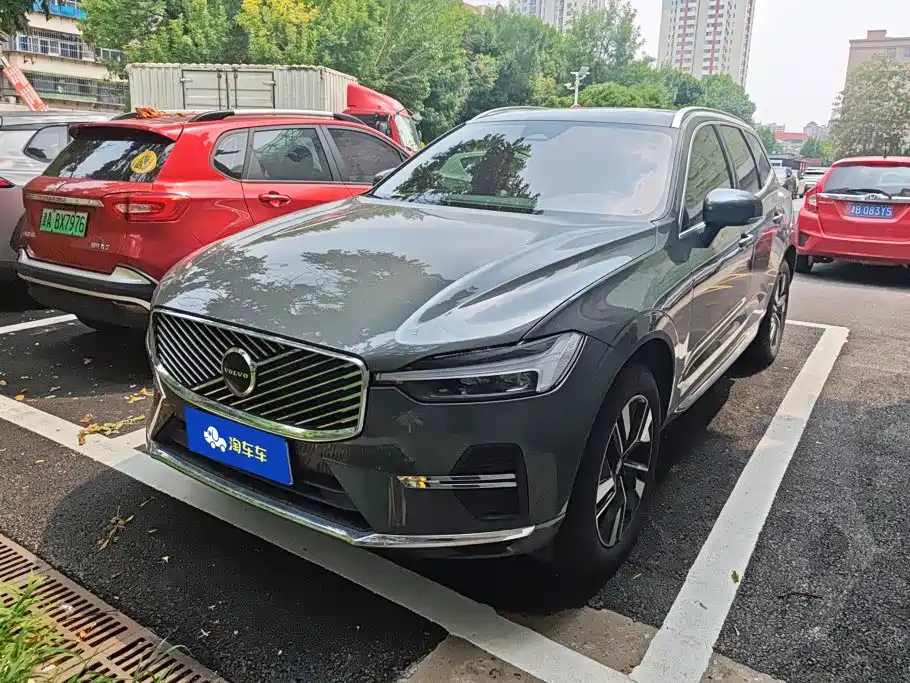 Volvo XC60 2026 2026 Model B5 AWD Premium Luxury