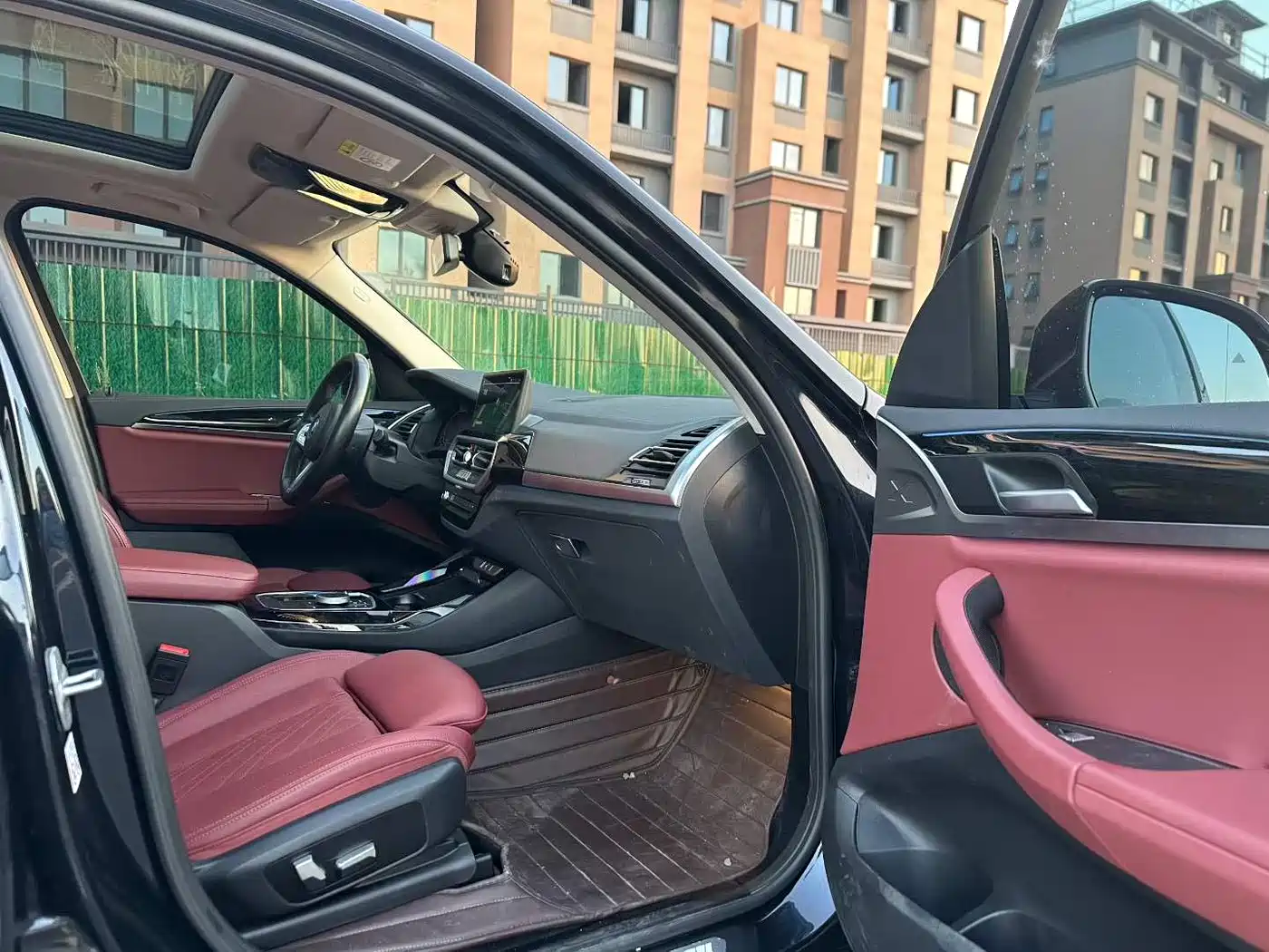 BMW iX3 2023 Leading Type фото 4