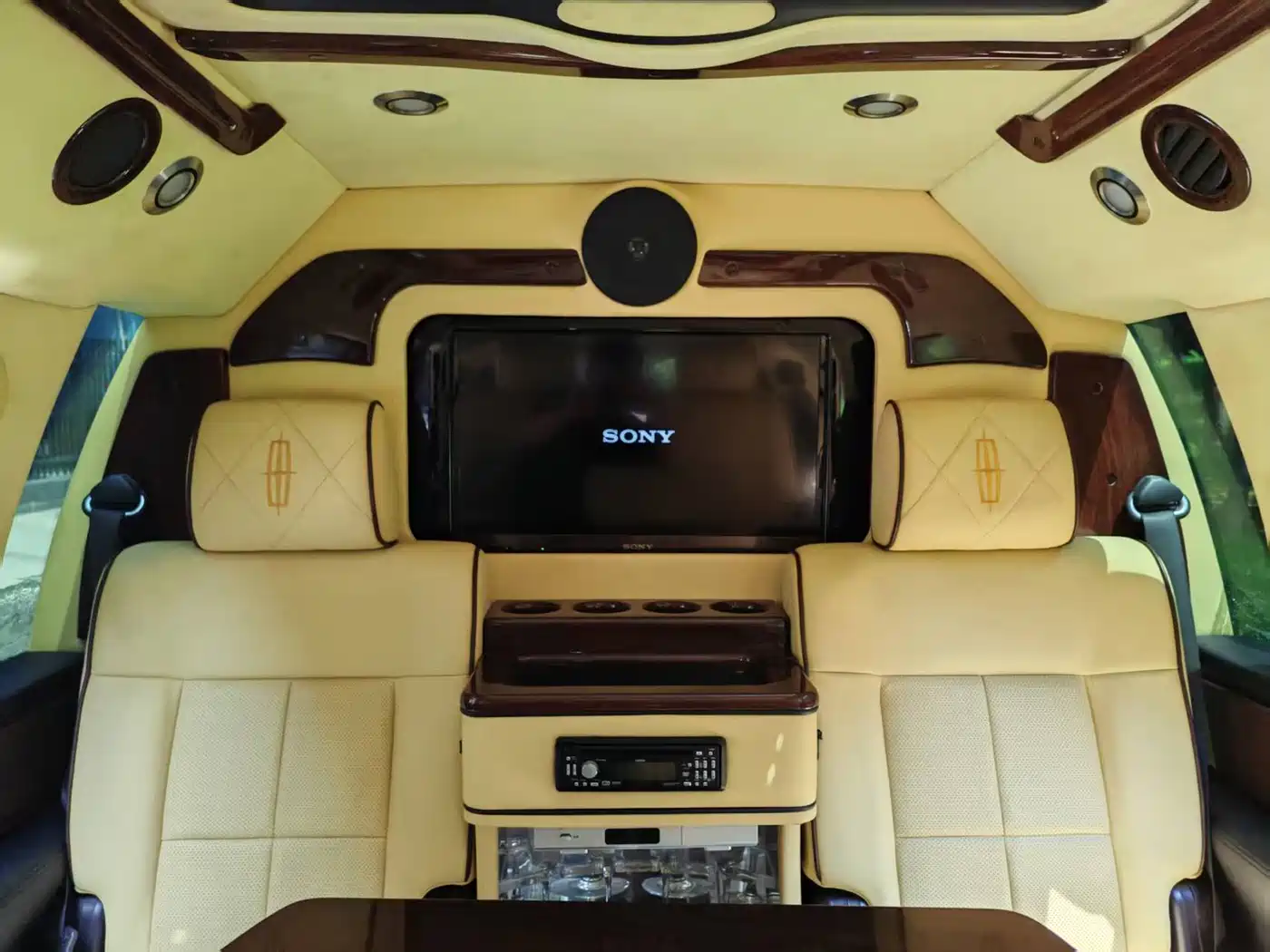 Lincoln Navigator 2013 2010 5.4L AWD