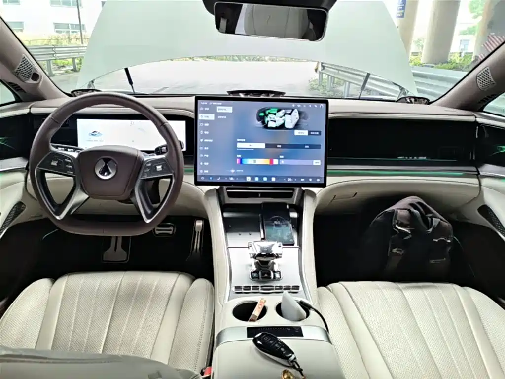 Denza Z9GT 2024 1100 AWD Ultra Edition фото 10