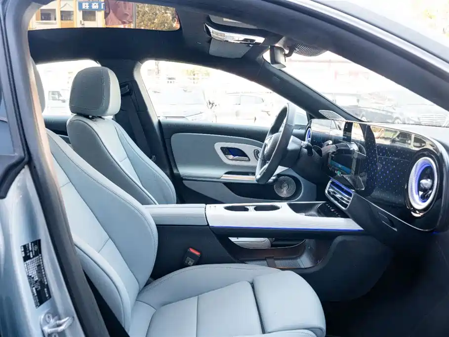 Mercedes-Benz CLA New Energy 2025 300L Dynamic Version фото 12