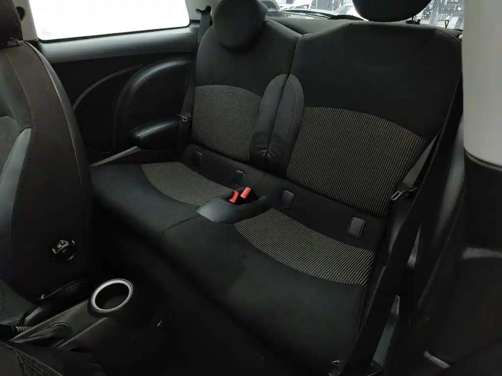 MINI MINI 2008 2007 1.6L COOPER Fun