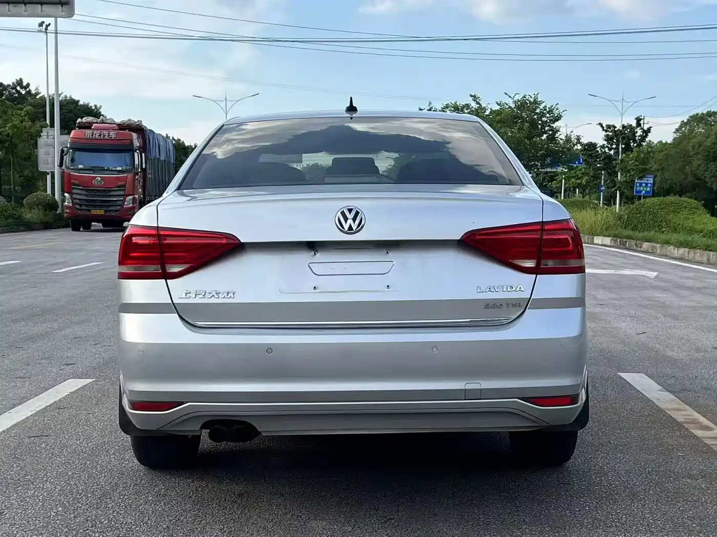 Фото 6 - Volkswagen Lavida