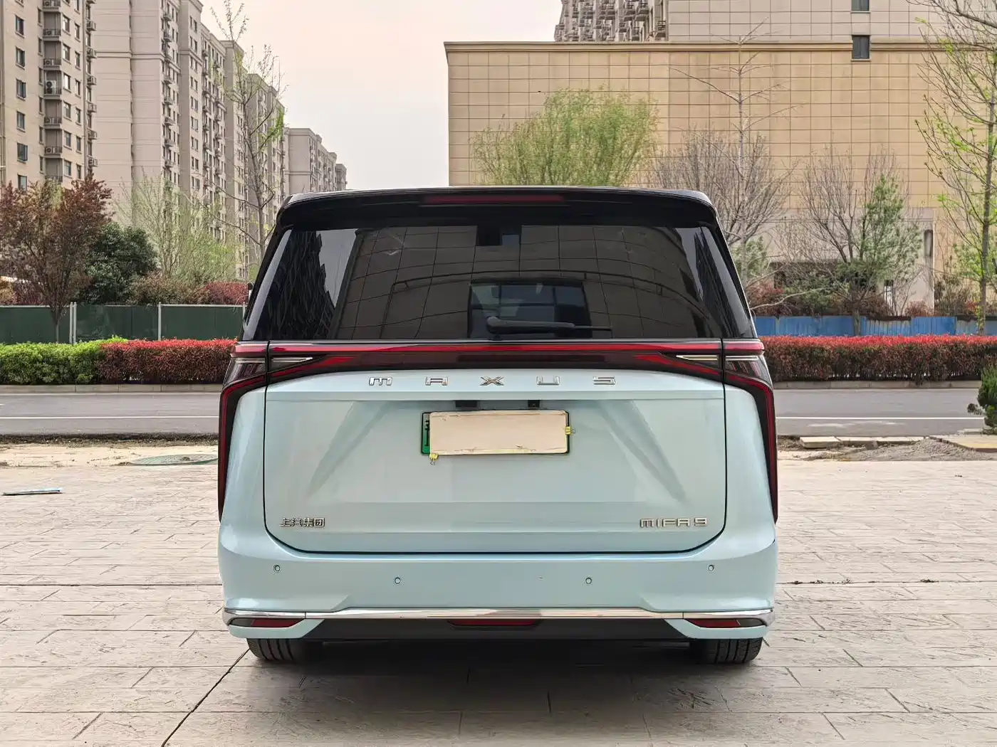 SAIC MAXUS EVERYONE 9