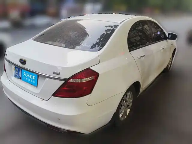 Geely Emgrand 2017 Sedan Million Edition 1.5L Manual Luxury — фото 2