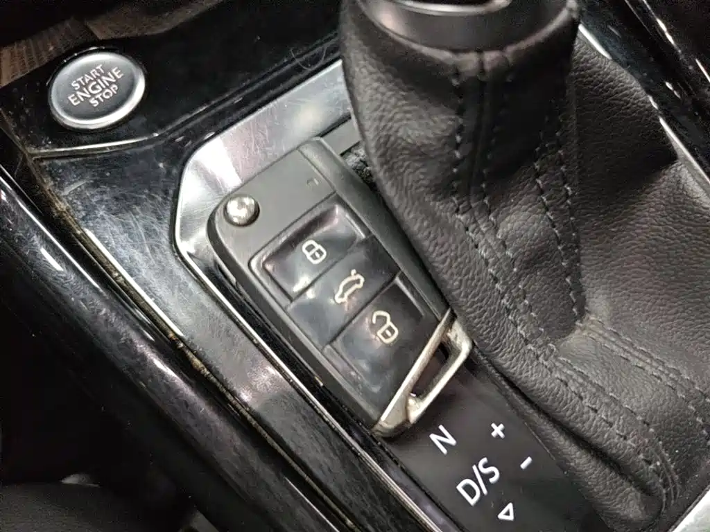 Volkswagen T-ROC 2021 280TSI DSG 2WD Comfort Connected фото 9