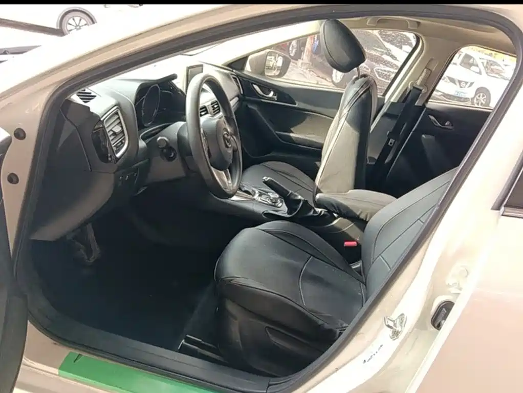 Mazda Mazda3 Axela 2014 2014 Sedan 1.5L Automatic Luxury
