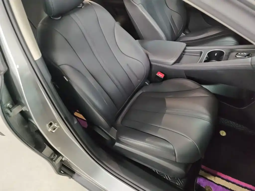 Roewe D7 2024 2023 DMH 125km Beyond Edition