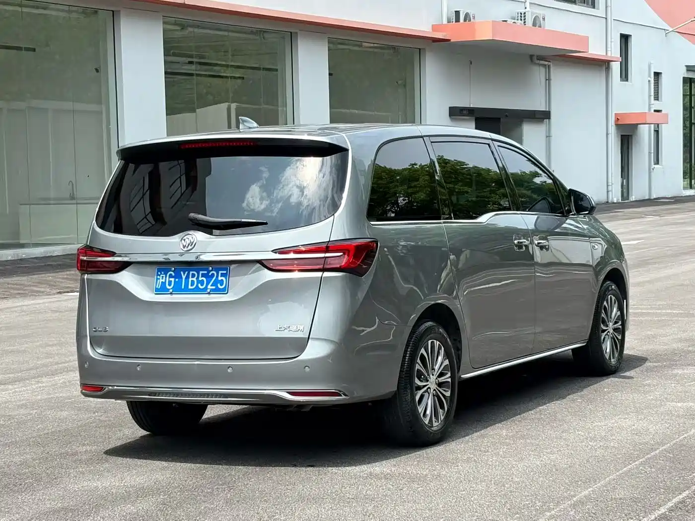 Buick GL8 2023 Land Business Class 652T Luxury фото 9