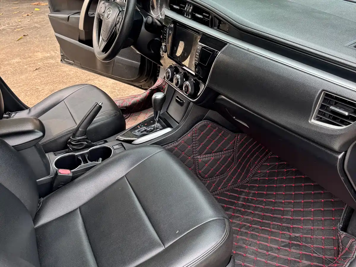 Toyota Corolla 2014 1.6L CVT GL фото 9