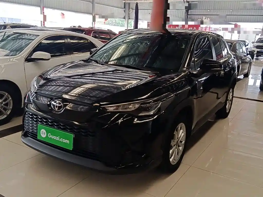 Toyota Frontlander 2023 2.0L CVT Leading Edition