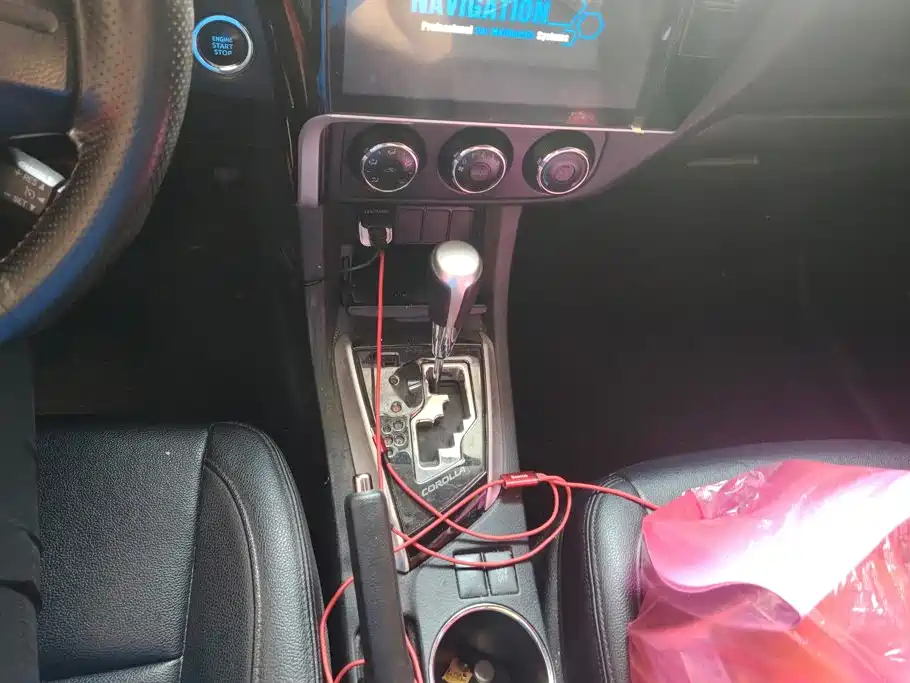 Photo 16 - Toyota Corolla