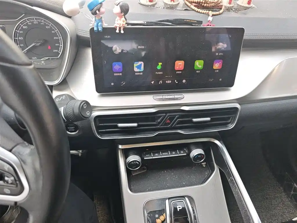 Фото 6 - Geely Coolray