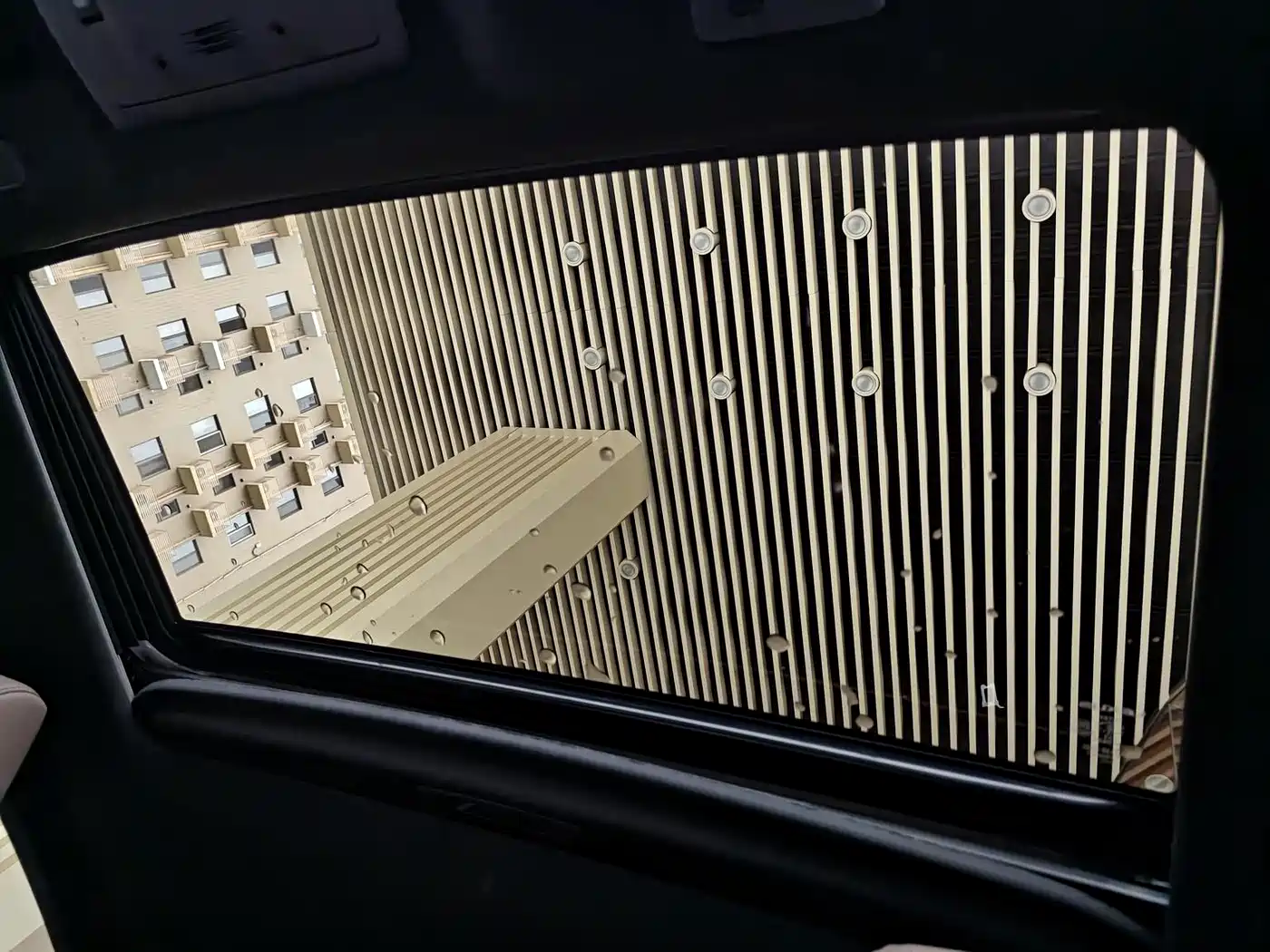 Lexus ES 2025 2025 300h Ultimate Edition