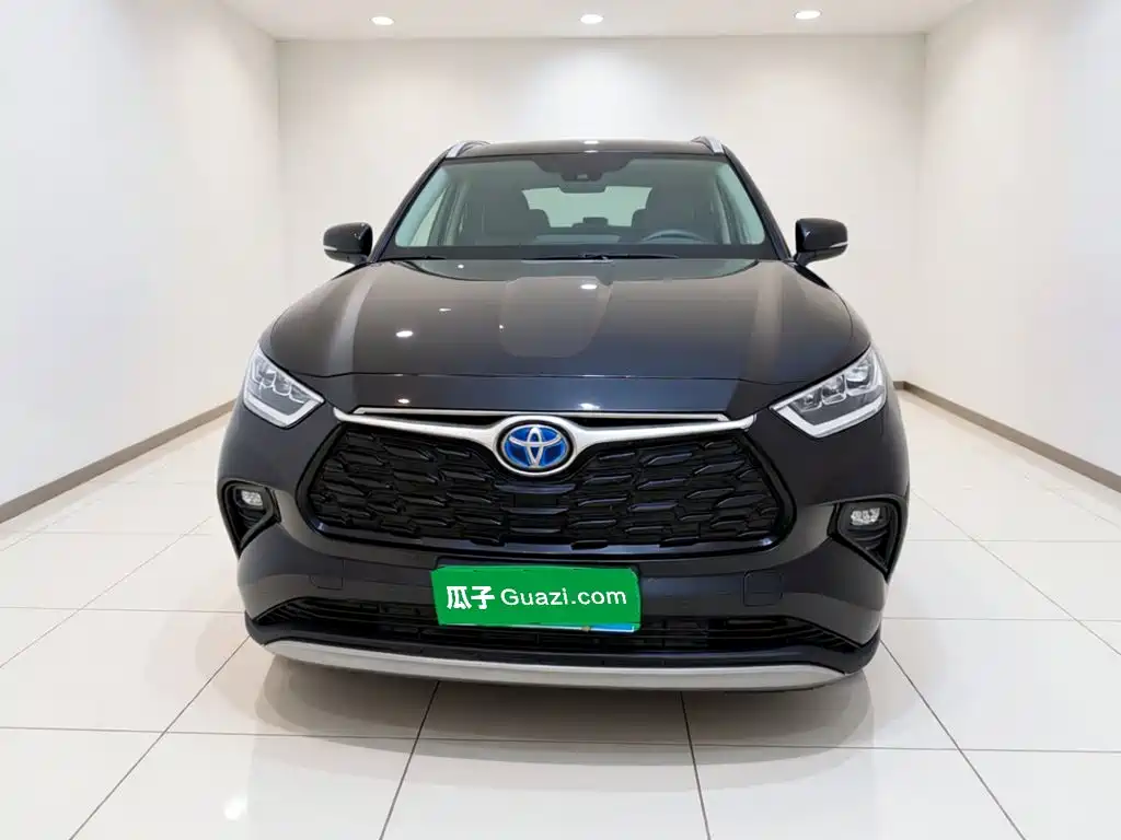 Photo 23 - Toyota Highlander