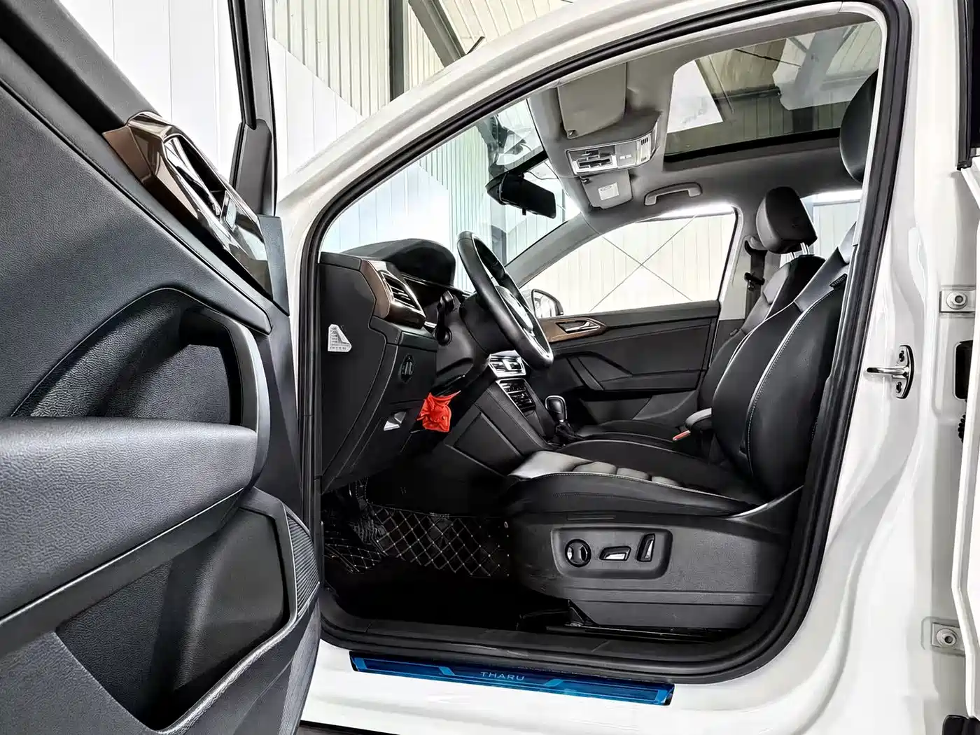Volkswagen Tharu, миниатюра 10